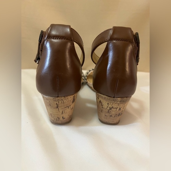 Naturalizer women’s wedge Velcro strap heel sandal summer vibes comfort - Picture 7 of 8